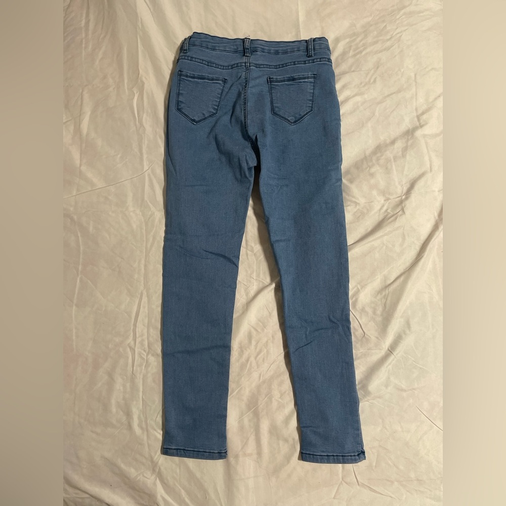 blue skinny jeans